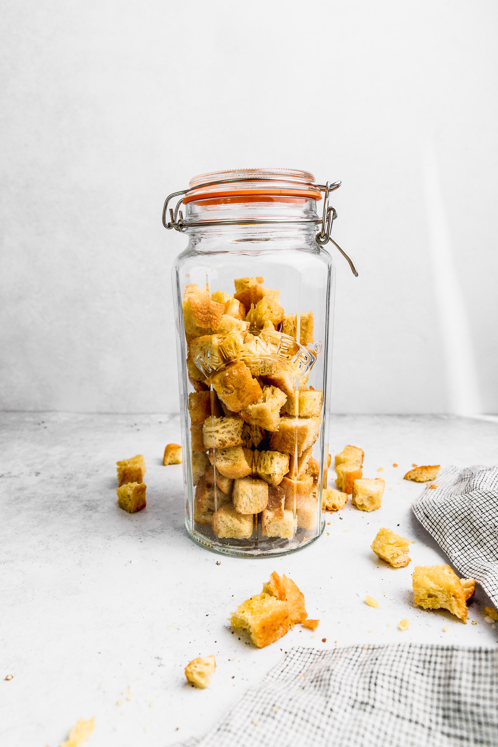Homemade Croutons with Olive Oil